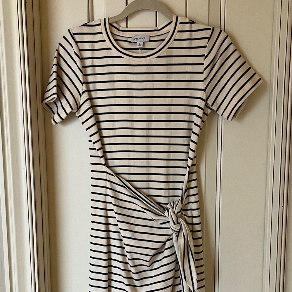 Evereve Cream and Navy Striped Tie-Side Midi Dress